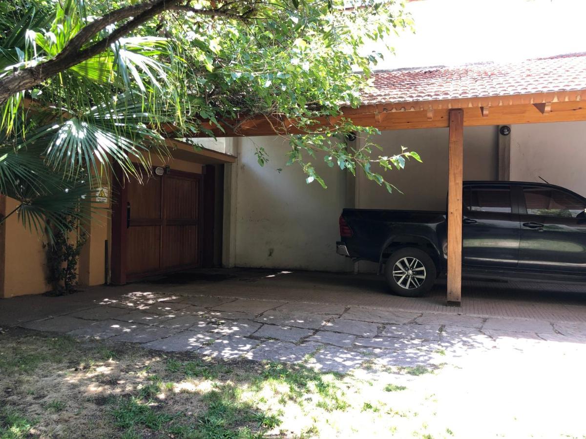 Veinticinco Casa De Huespedes Villa เมนโดซา ภายนอก รูปภาพ